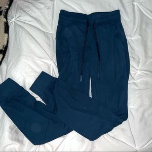 lululemon joggers